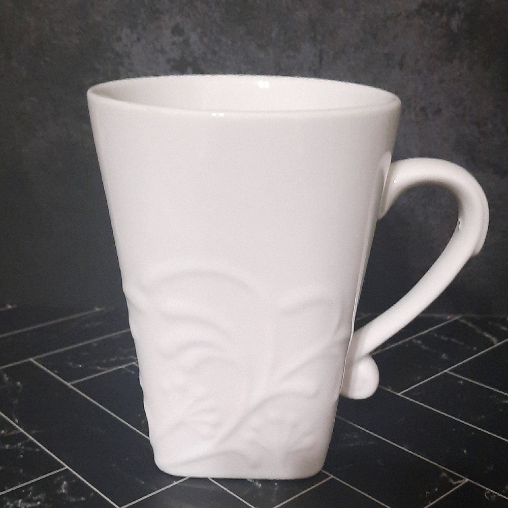 Corelle White Embossed Mug